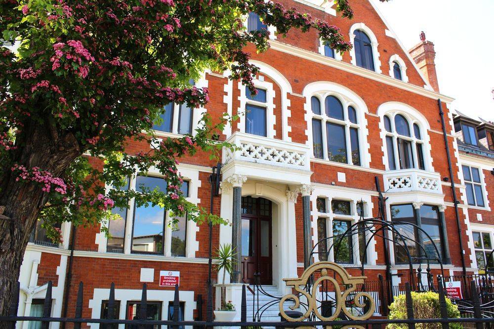 Best Western London Peckham Hotel, 110 Peckham Road, London, United