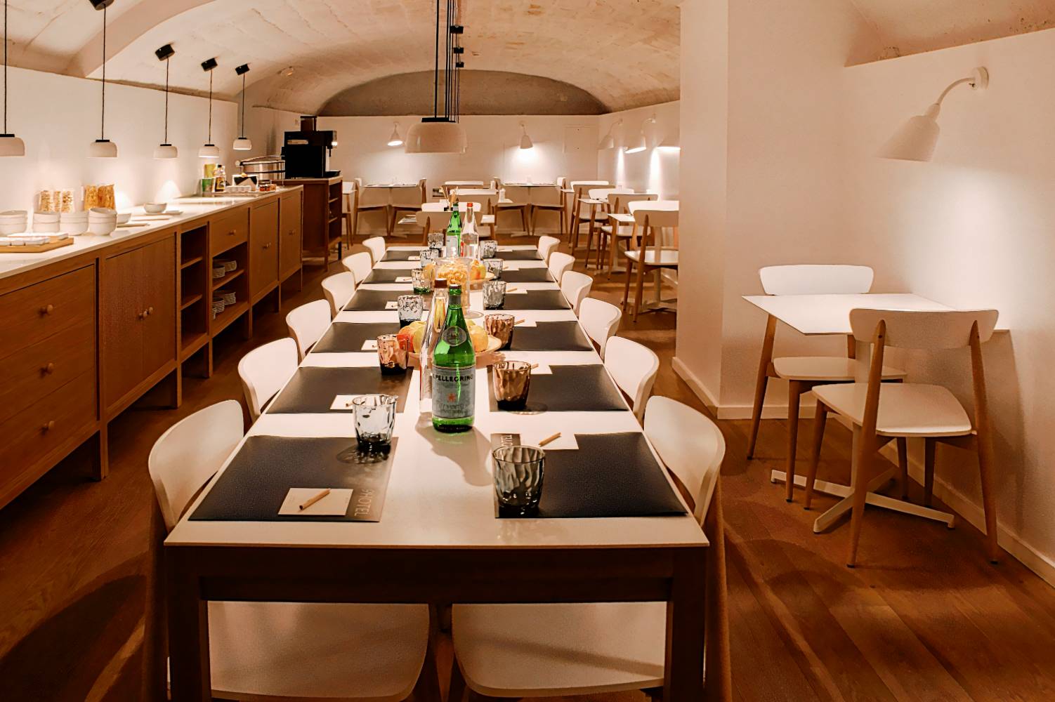 9Hotel Republique