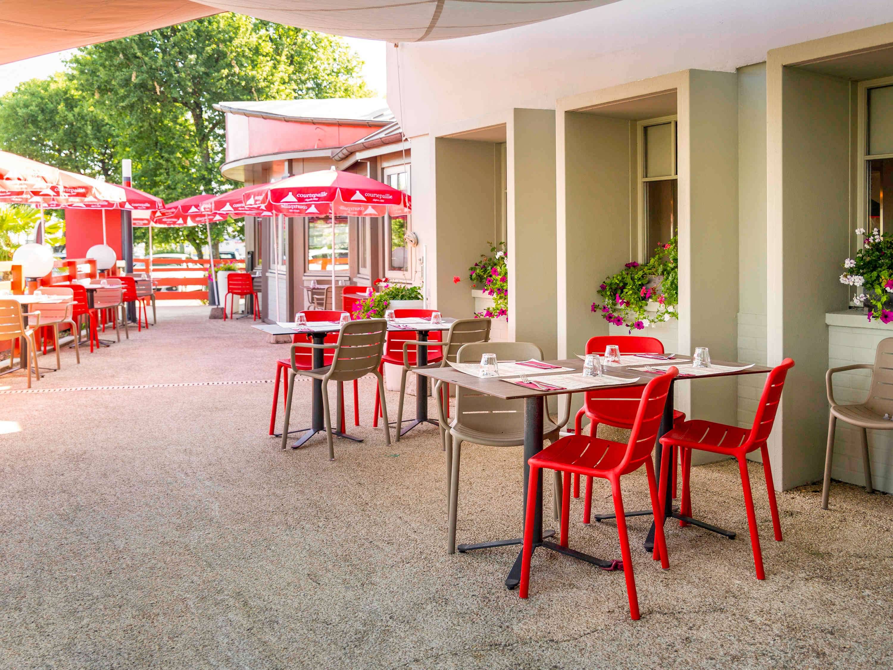 ibis Poitiers South