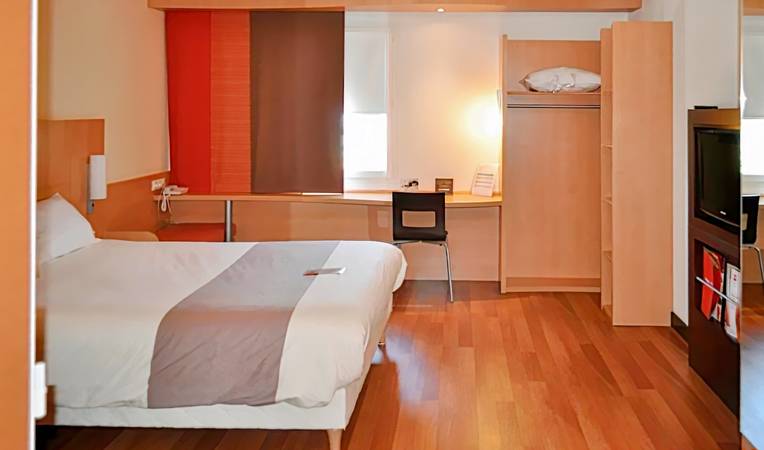ibis Istres Trigance