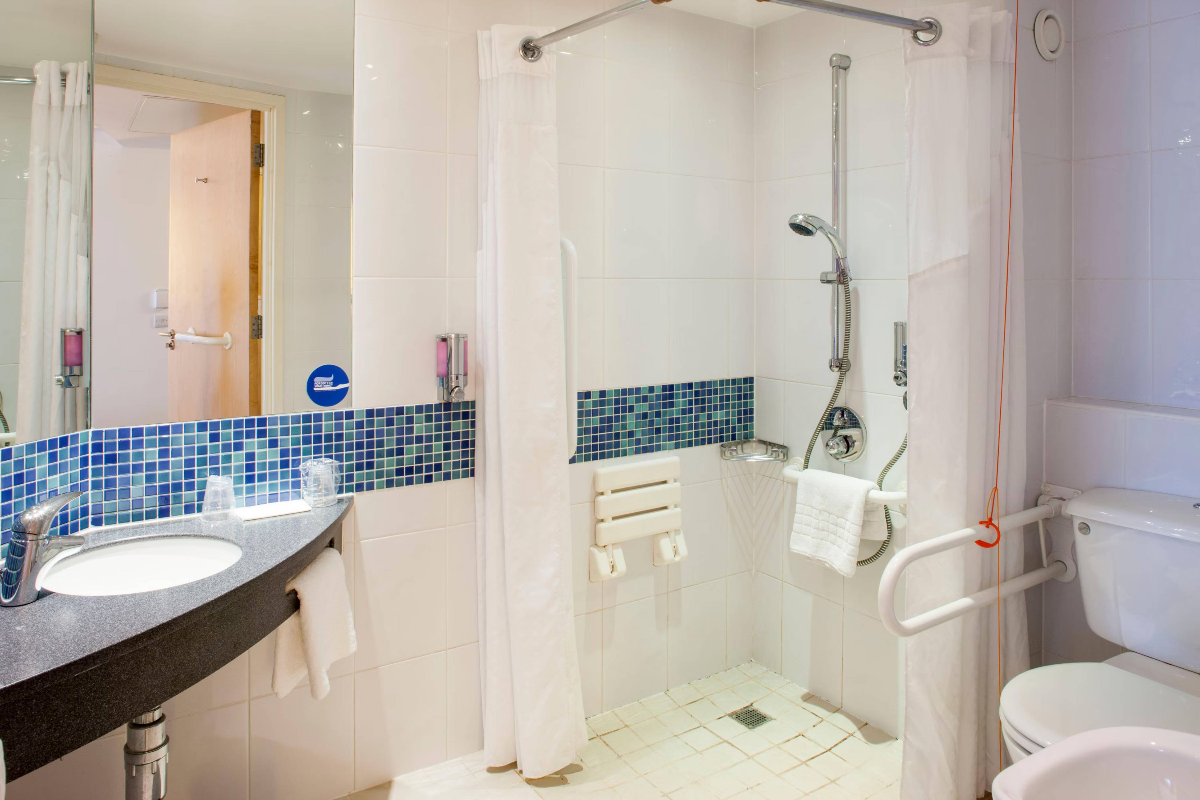 Holiday Inn Express, London Stansted Airport