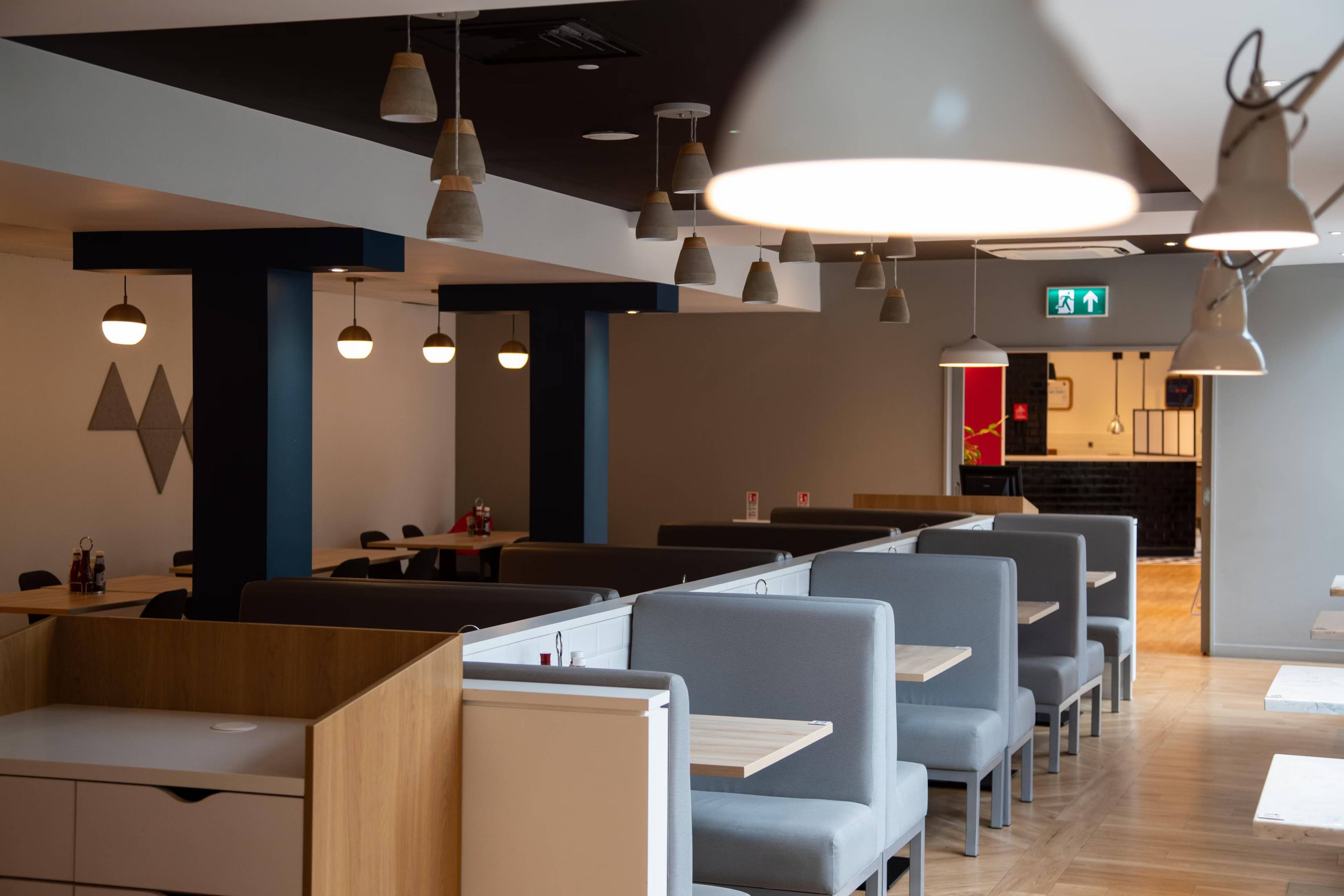 Holiday Inn Express, London Stansted Airport