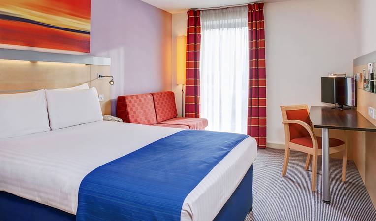 Holiday Inn Express, London Stansted Airport