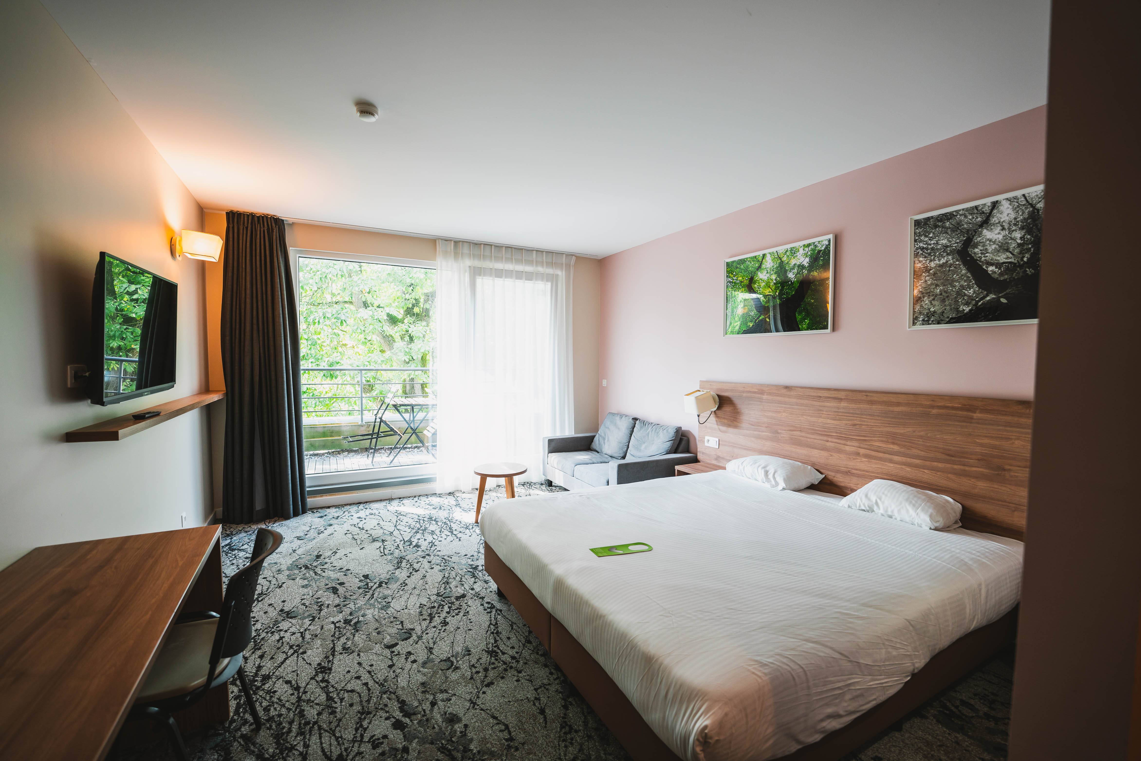 Utopia Hotel Mons