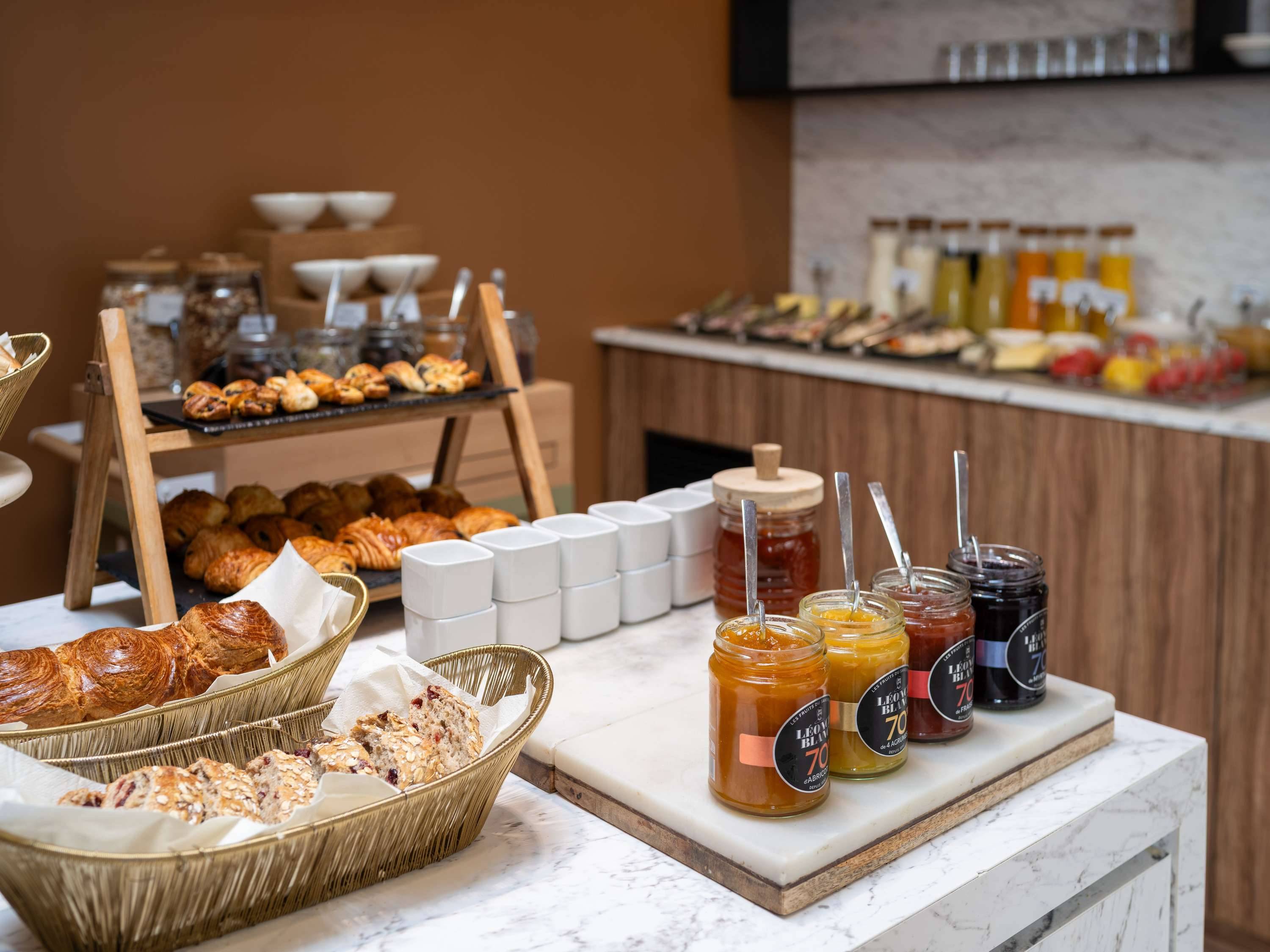 Hotel Mercure Paris 15 Porte de Versailles