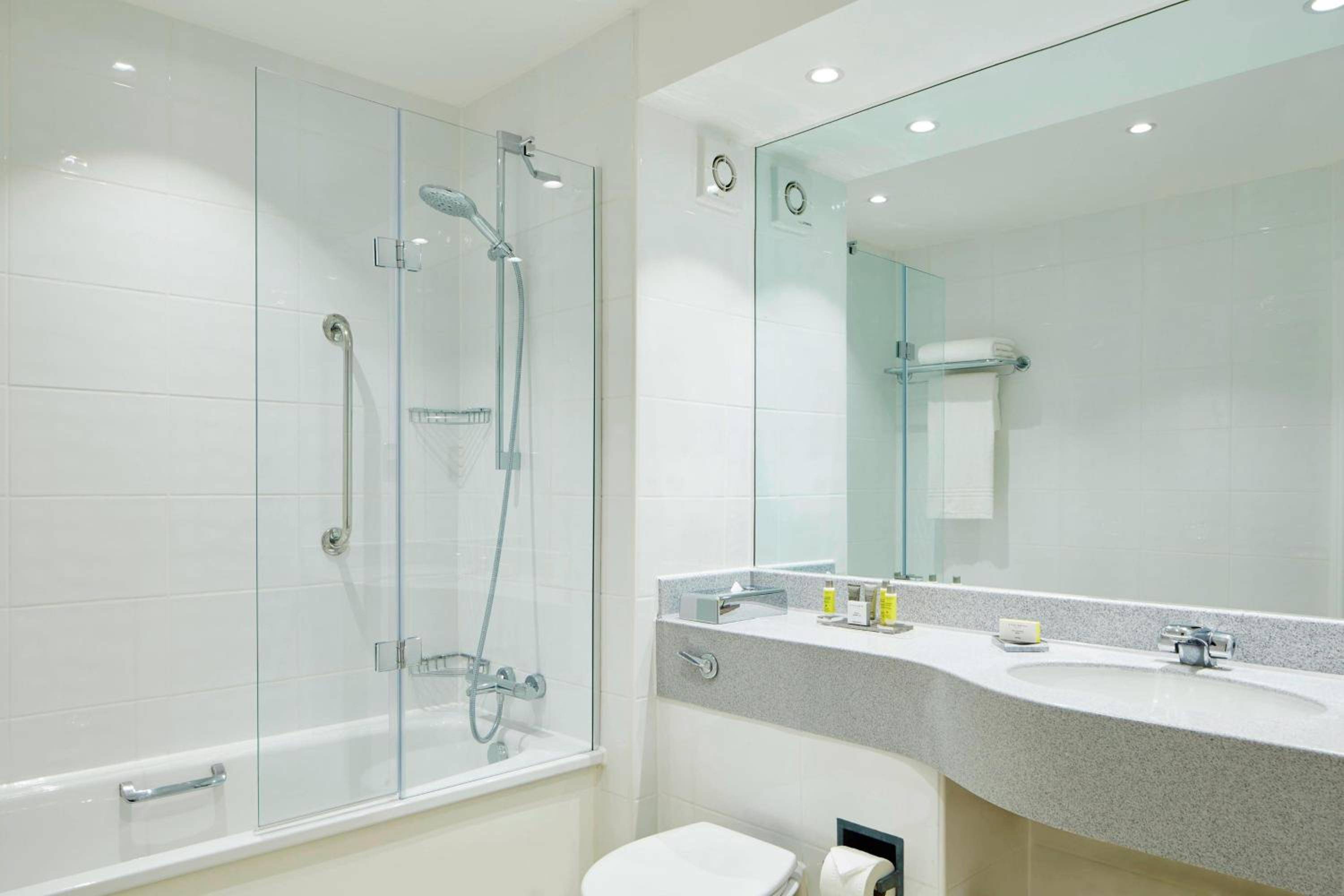 Delta Hotels by Marriott Manchester Airport