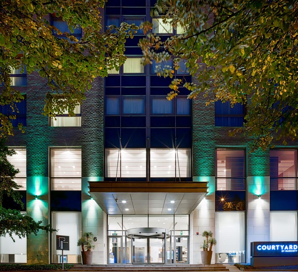 Courtyard by Marriott Brussels Hotel, Evere 66 durante o dia • Reservado por hora Courtyard by Marriott Brussels Hotel, Evere 66 durante o dia • Reservado por hora