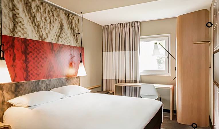 ibis Paris La Défense Courbevoie