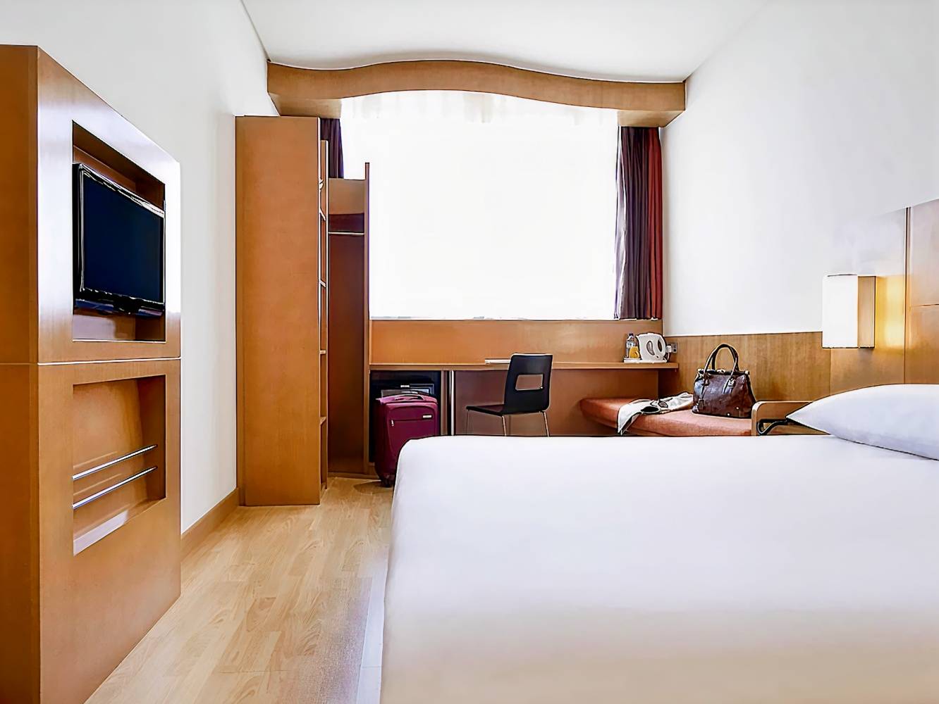 ibis Abu Dhabi Gate