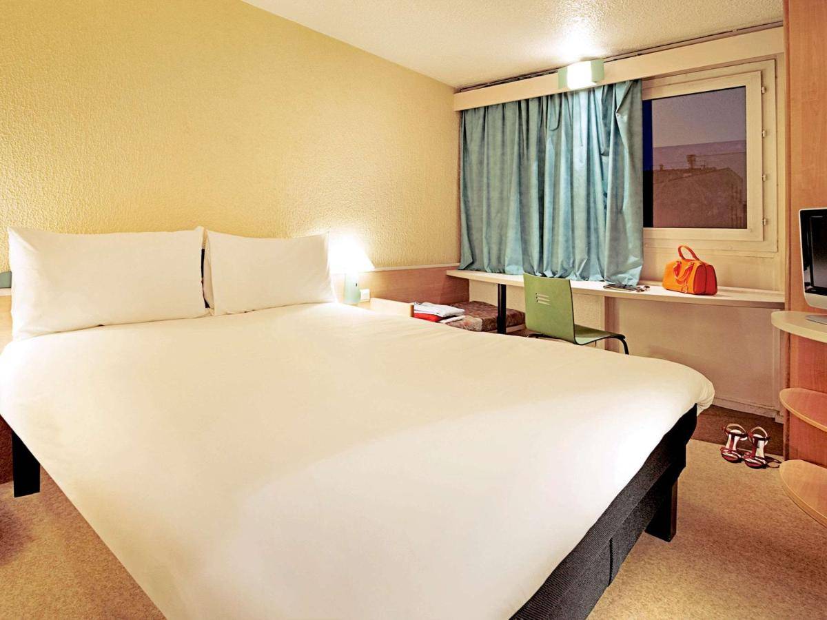 ibis Lyon East Bron
