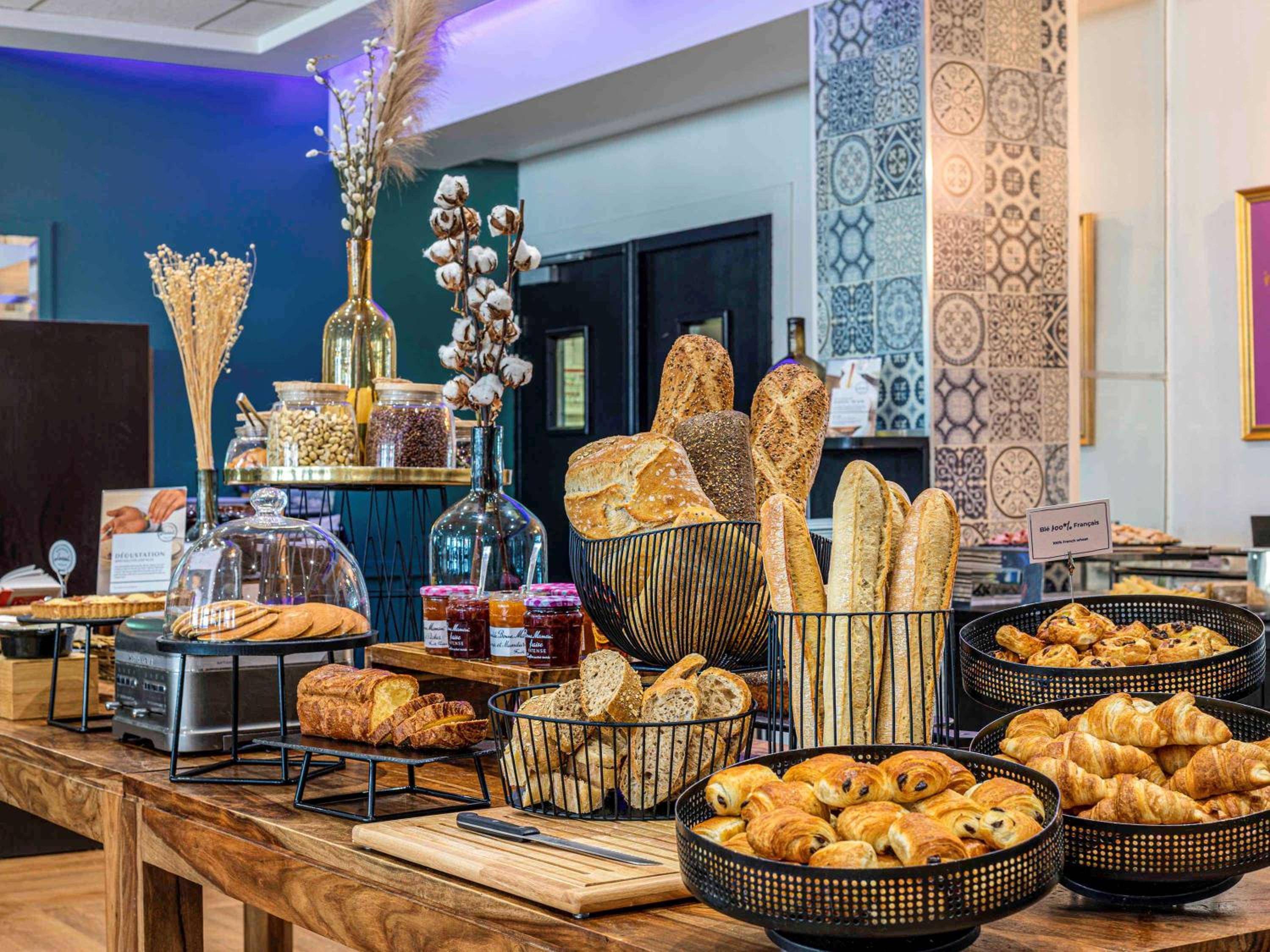 Mercure Paris Porte d'Orléans Hotel