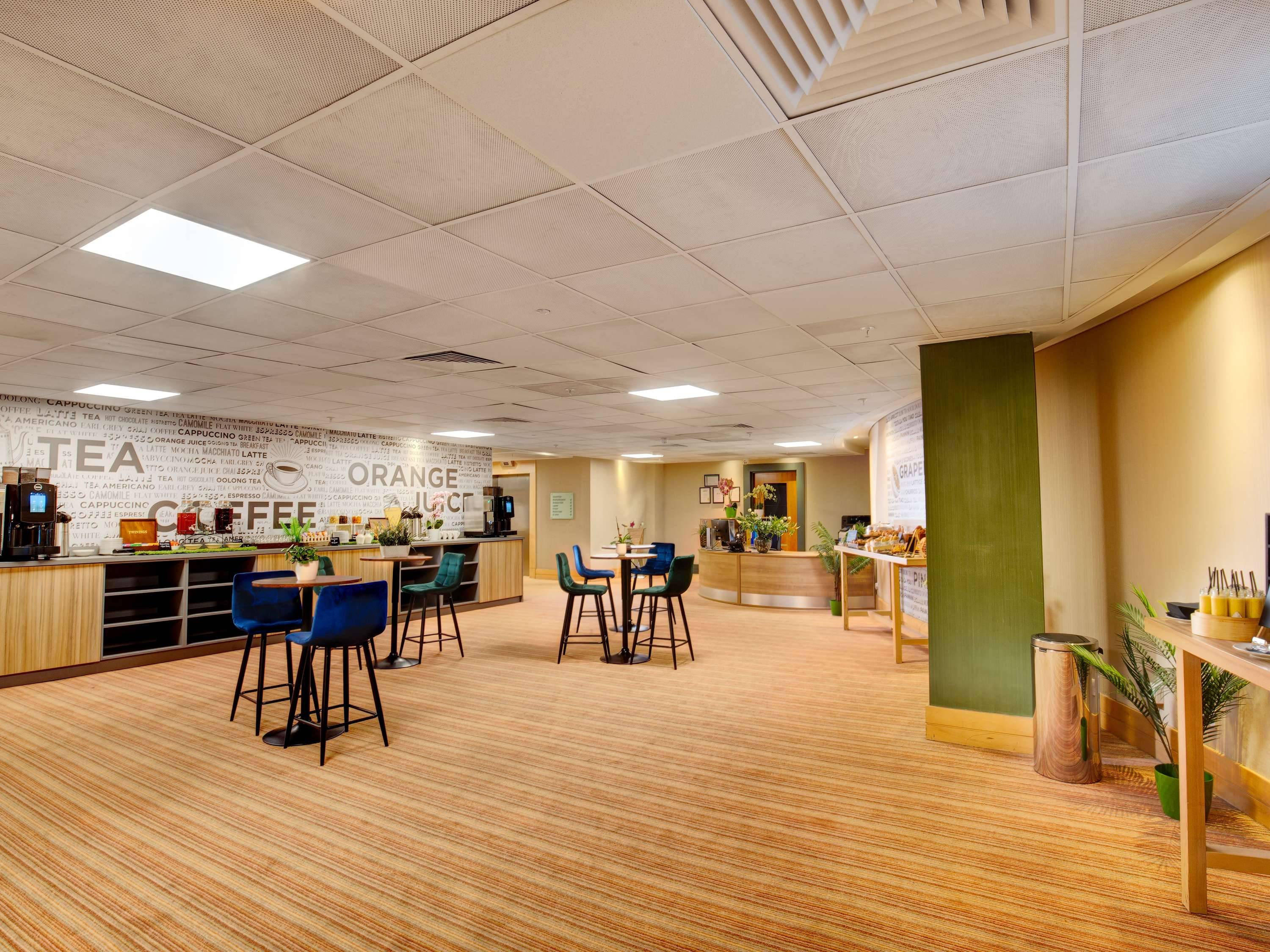 Novotel London West