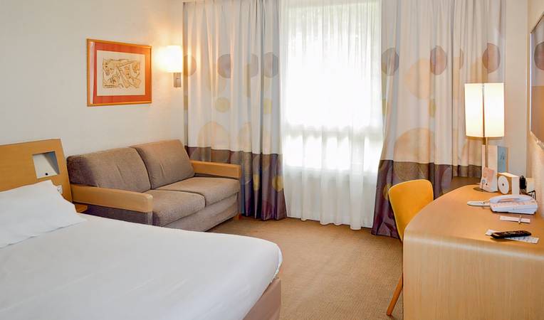 Novotel Aix-en-Provence Beaumanoir Les 3-Sautets