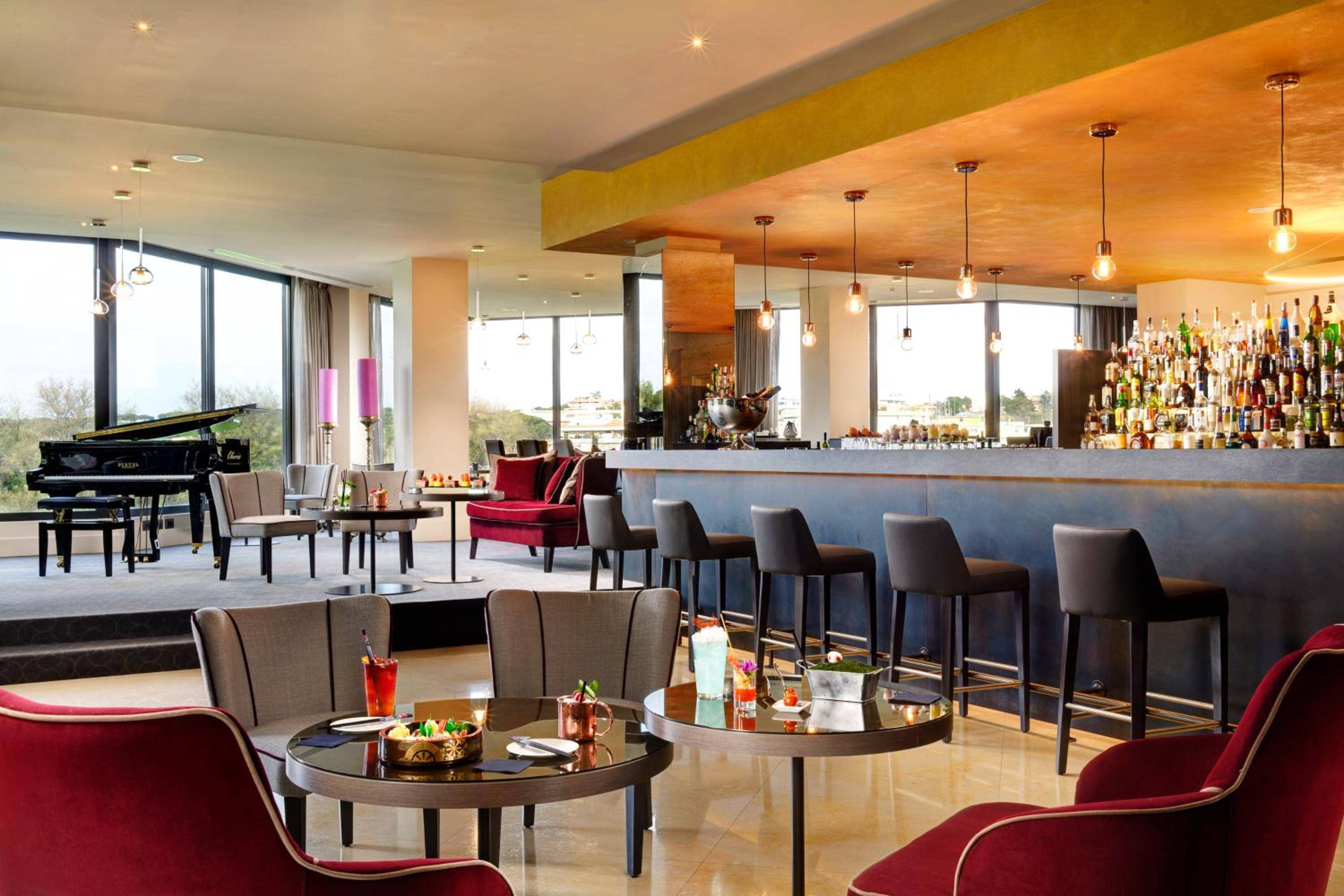 A.Roma Lifestyle Hotel