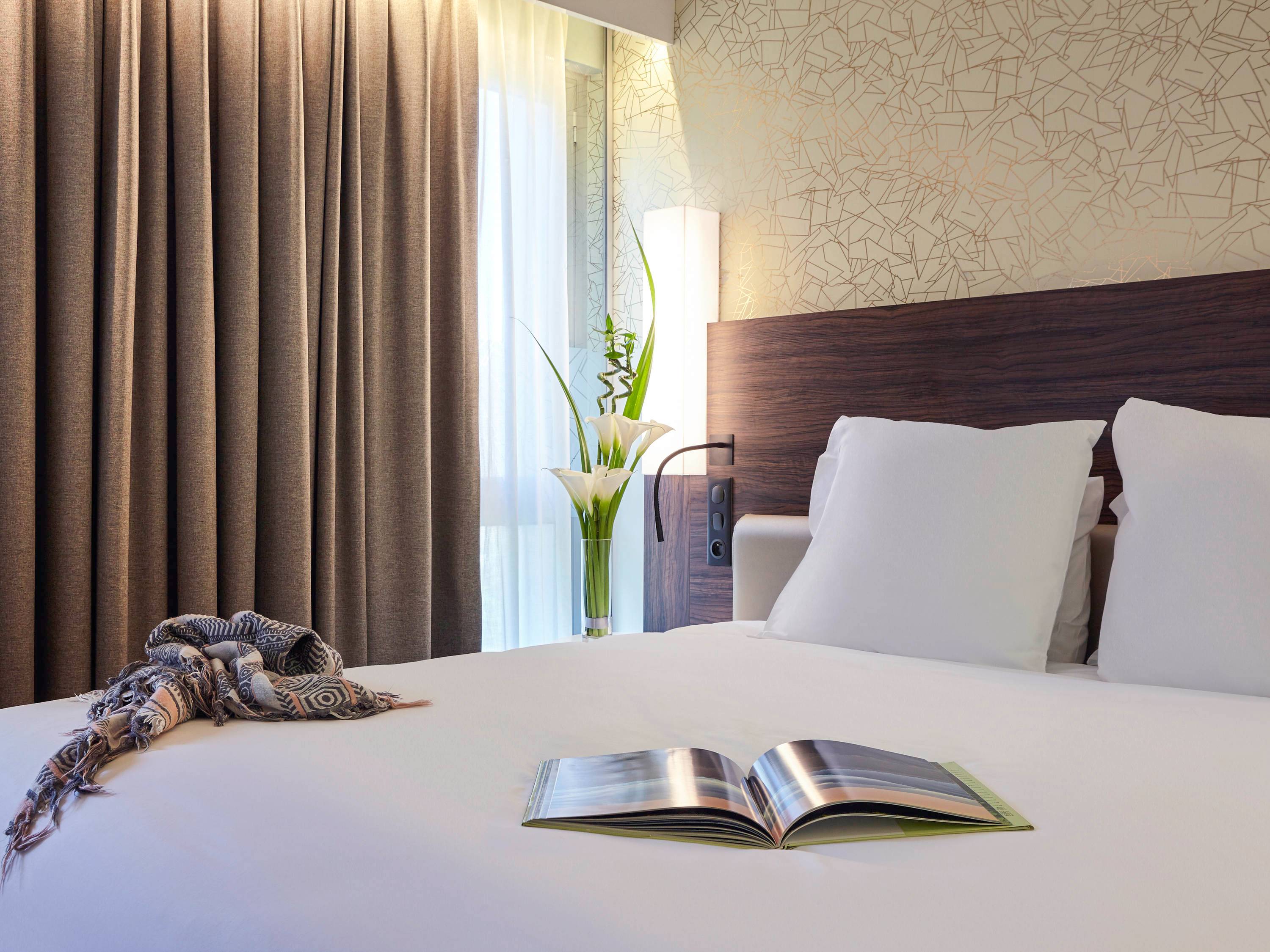 Mercure Paris Arc de Triomphe Étoile Hotel