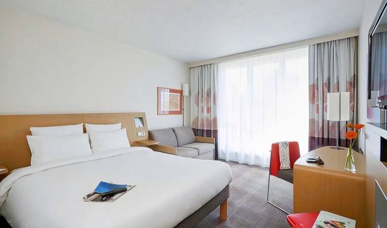 Novotel Lens Noyelles