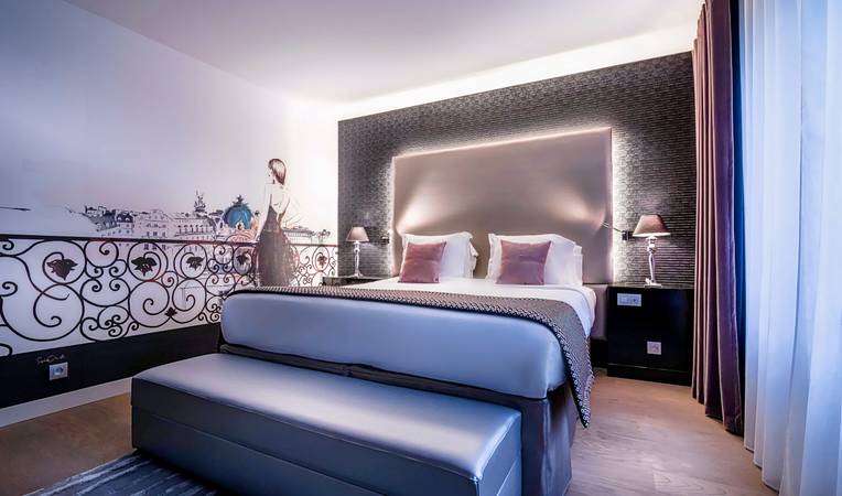 Rayz Private Suites