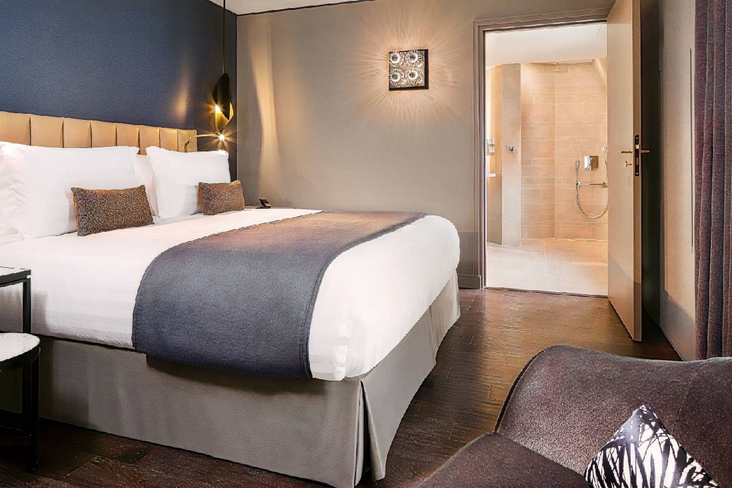 Le 10 BIS Hôtel