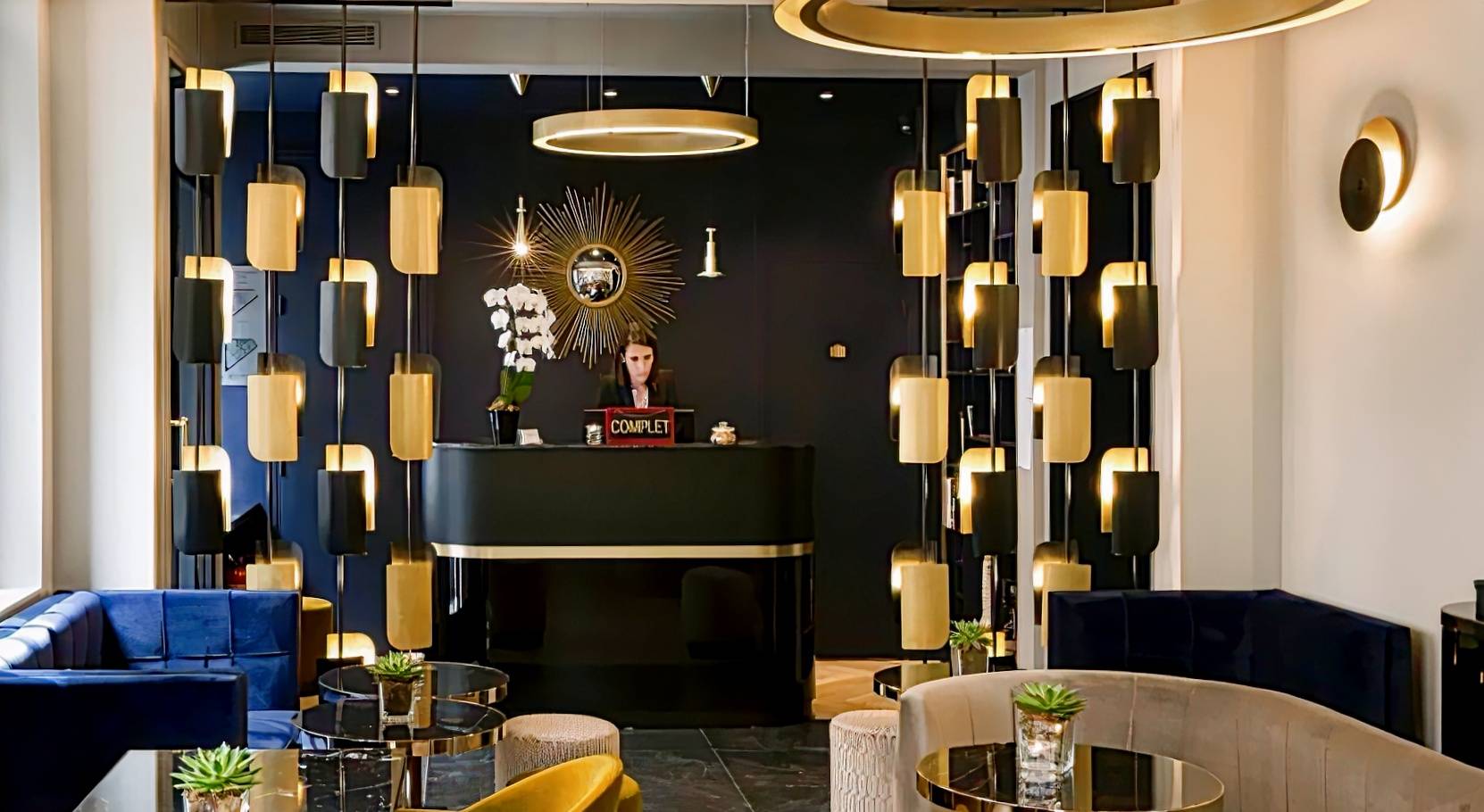 Le 10 BIS Hôtel