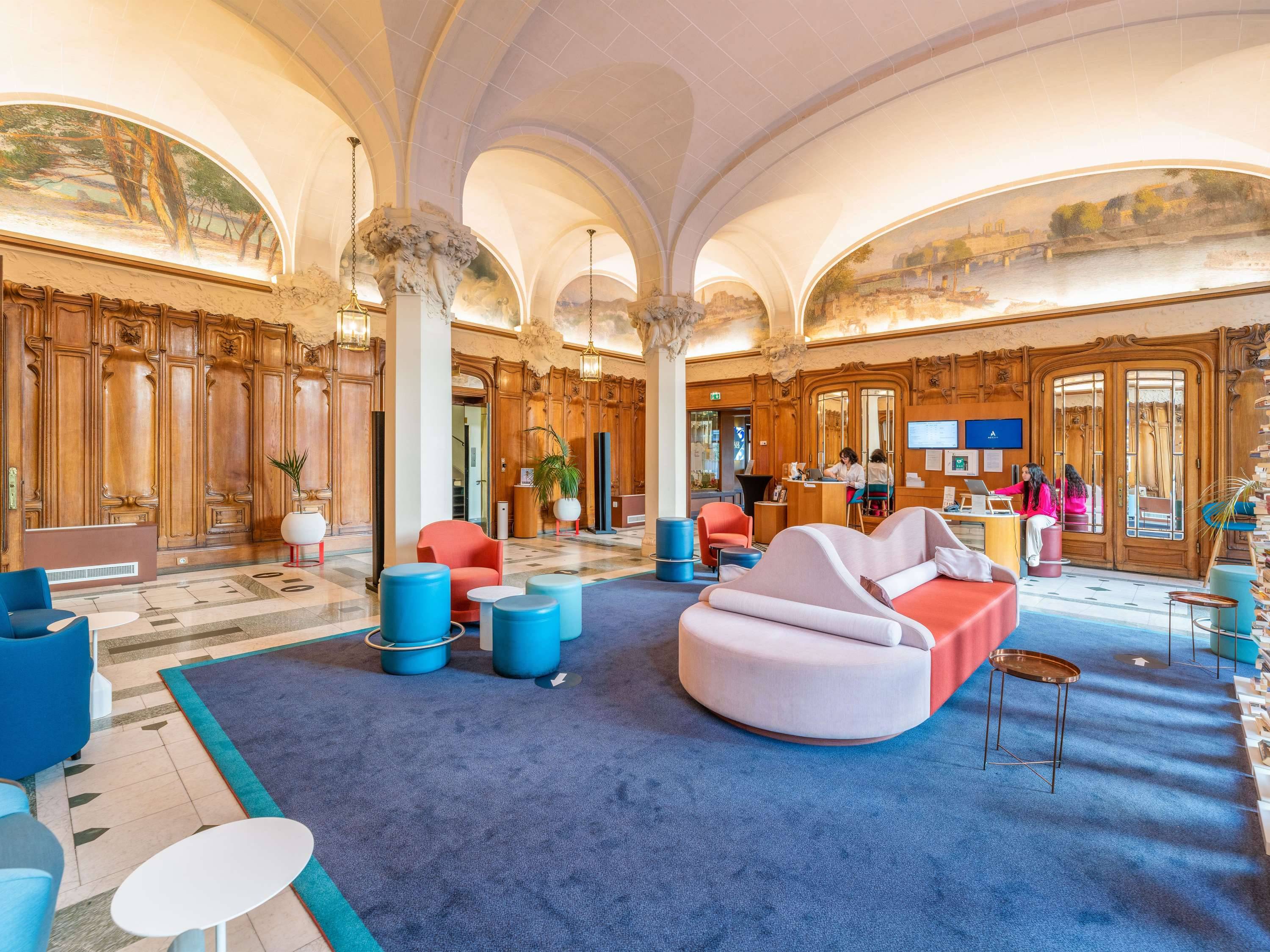 Mercure Lyon Centre Château Perrache hotel