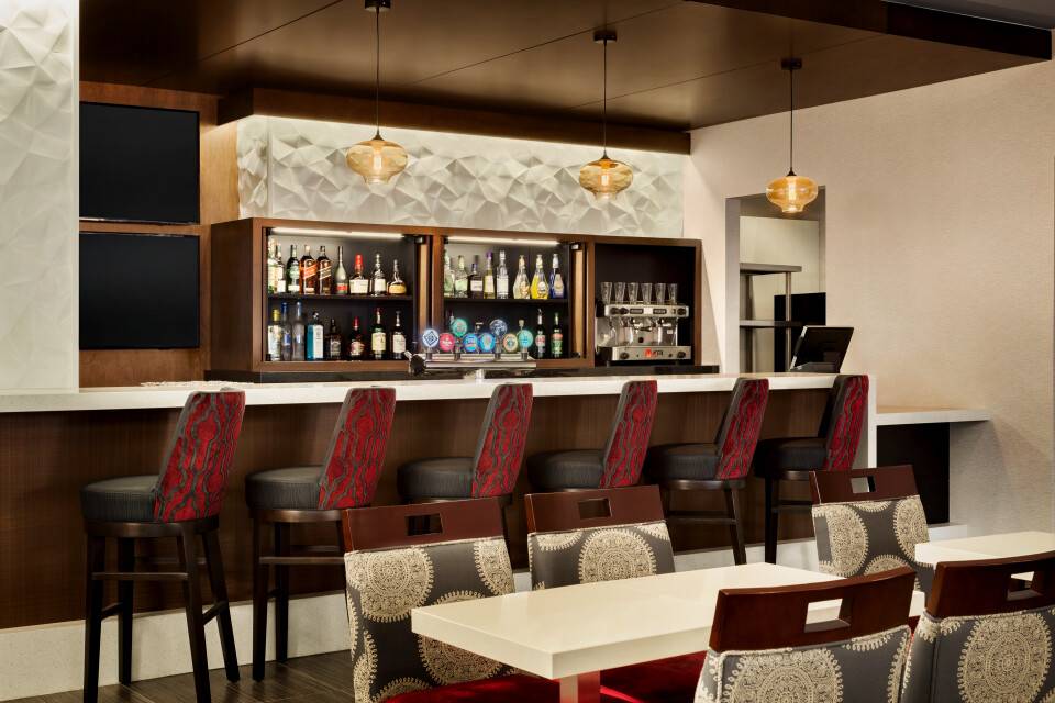 DoubleTree by Hilton Hotel Toronto Airport West