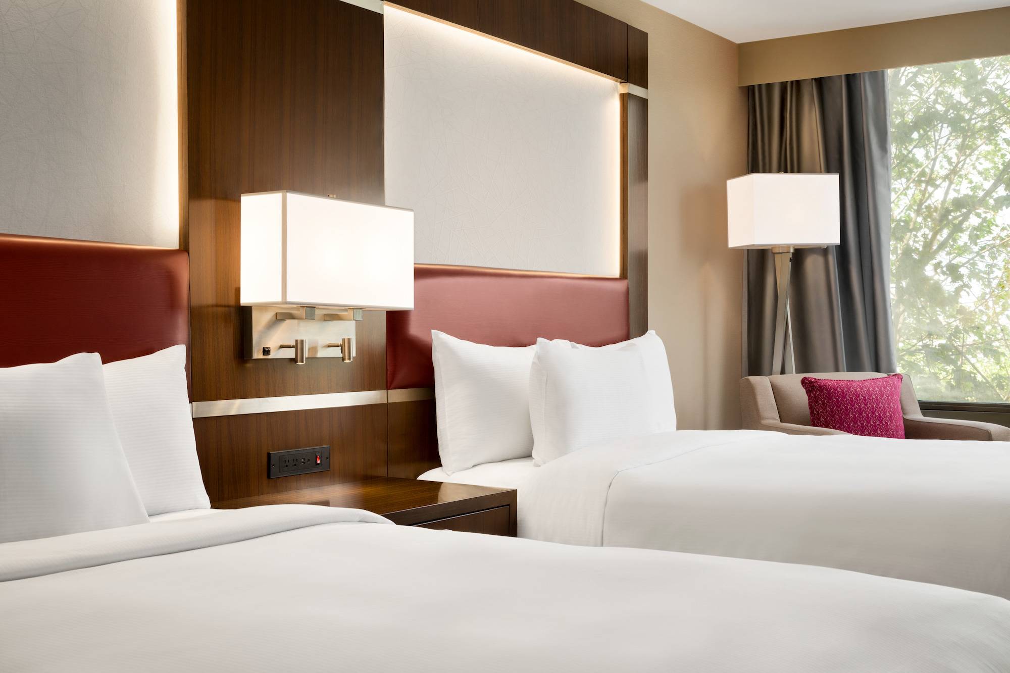 DoubleTree by Hilton Hotel Toronto Airport West