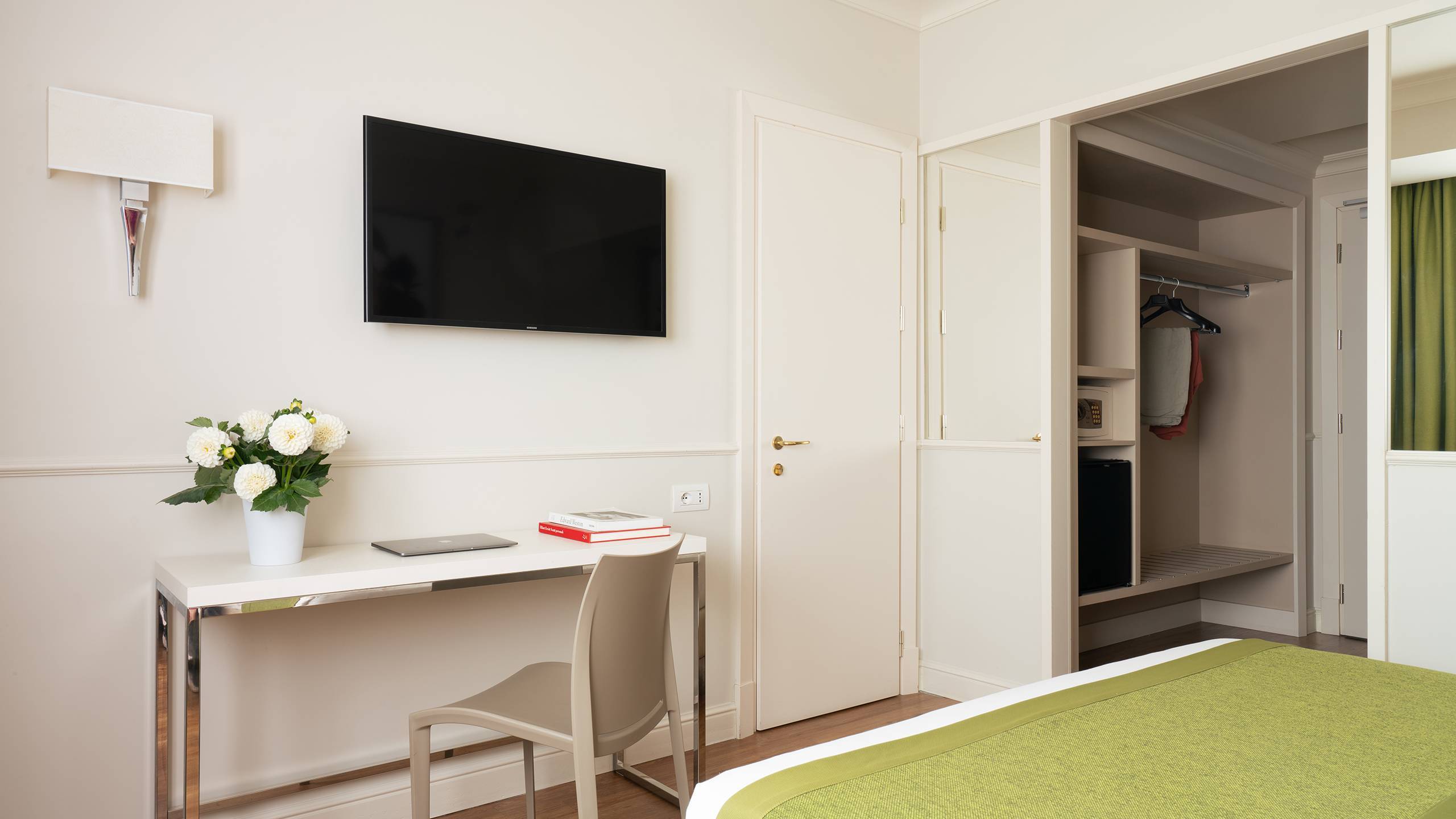 Hotel Cristoforo Colombo, Roma : -31% during the day - Dayuse.com, image size:2560x1440