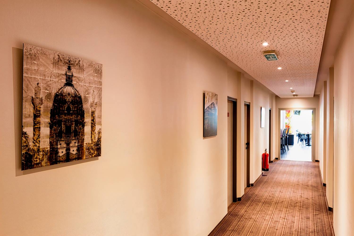 Life Hotel Vienna Airport , Fischamend 20 during the day Dayuse.ie