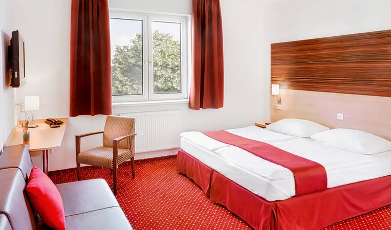 Arion Airport Hotel