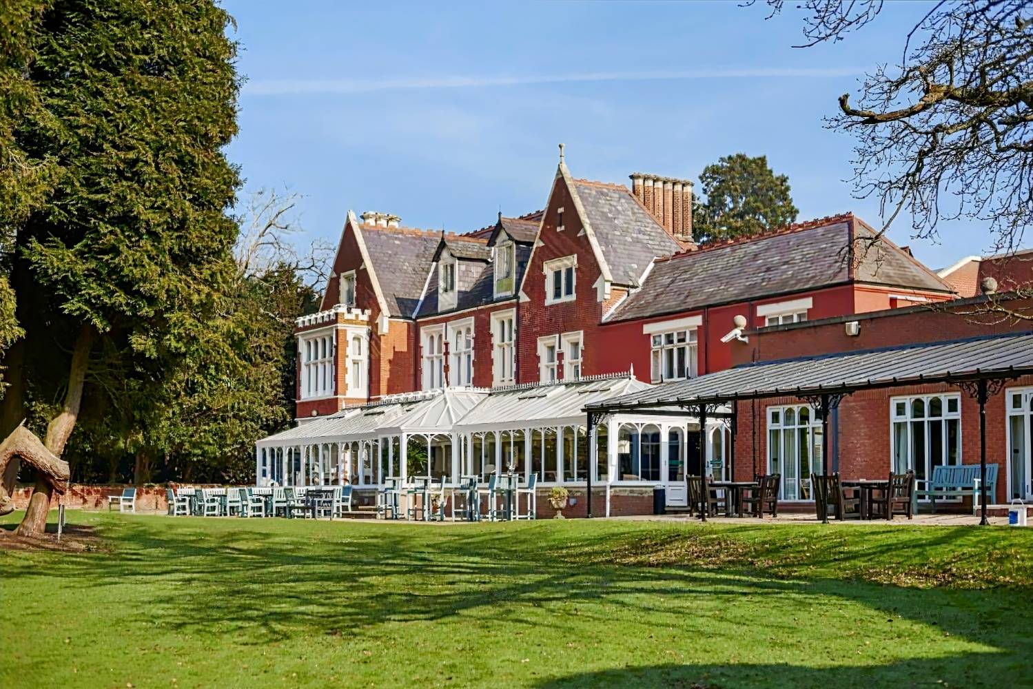 DoubleTree by Hilton, St. Anne’s Manor
