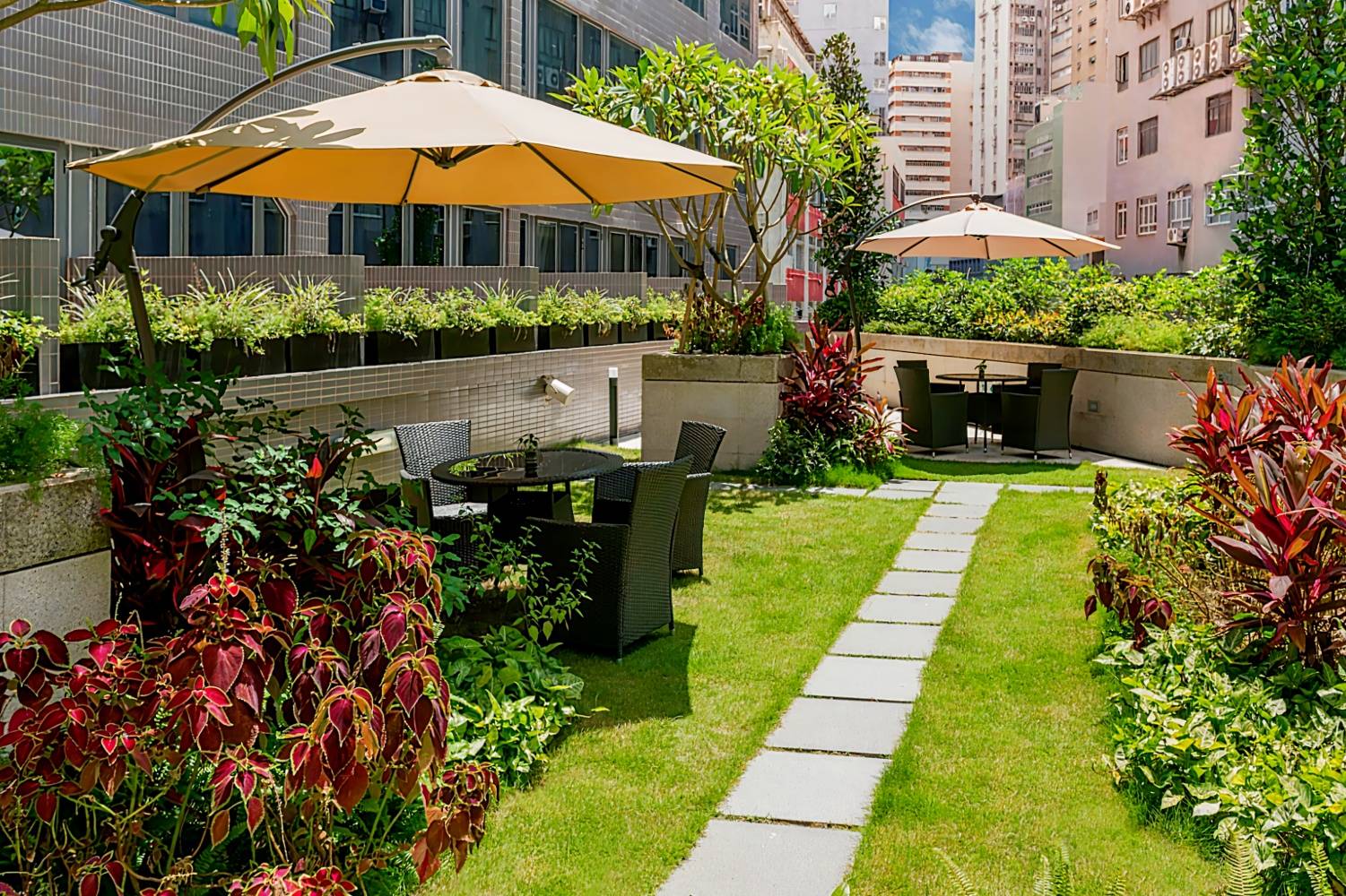 Silka Tsuen Wan, Hong Kong