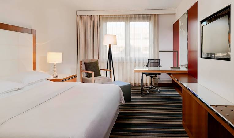 Sheraton Frankfurt Airport Hotel & Conference Center