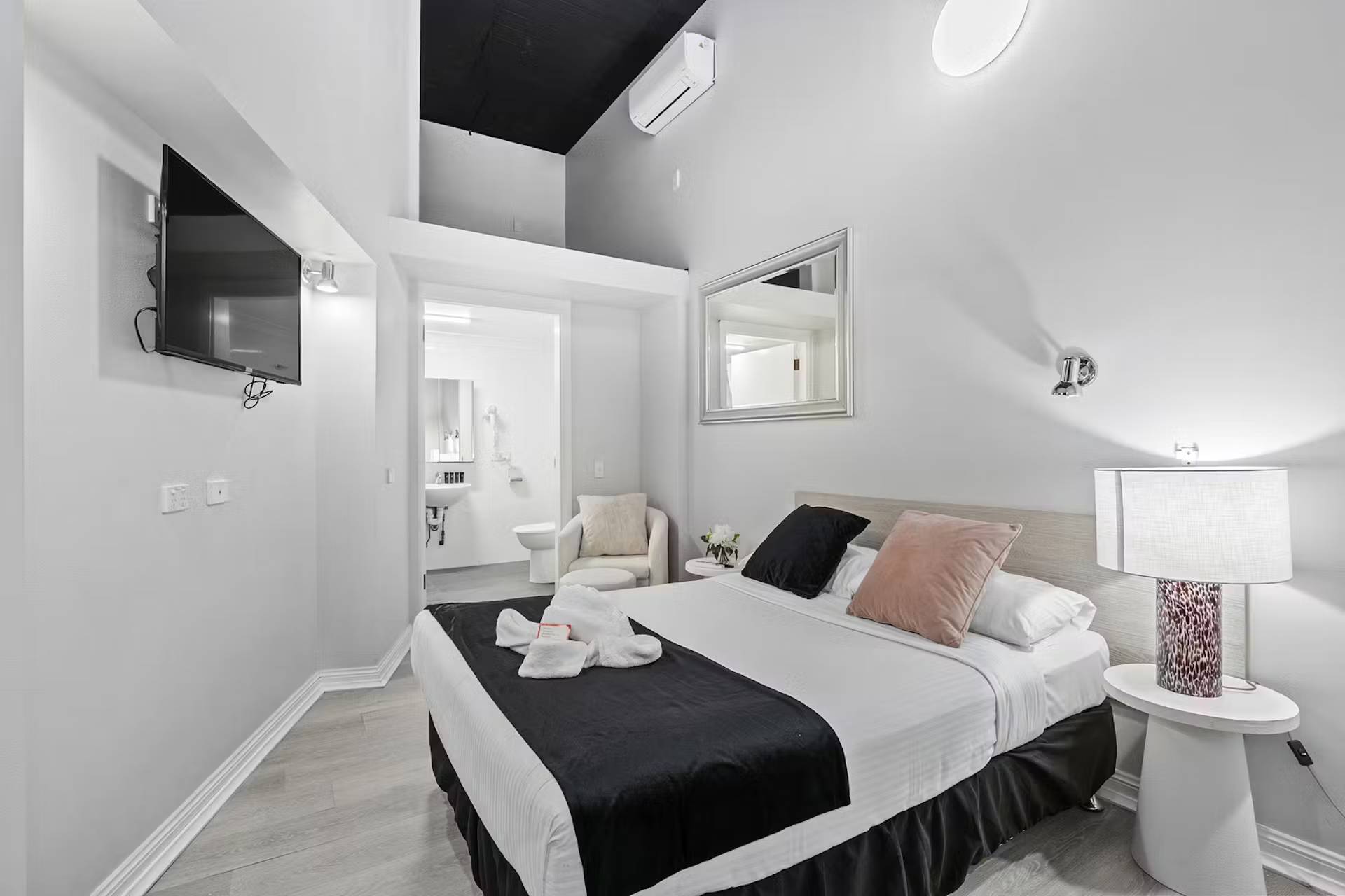Airport Hotel Sydney