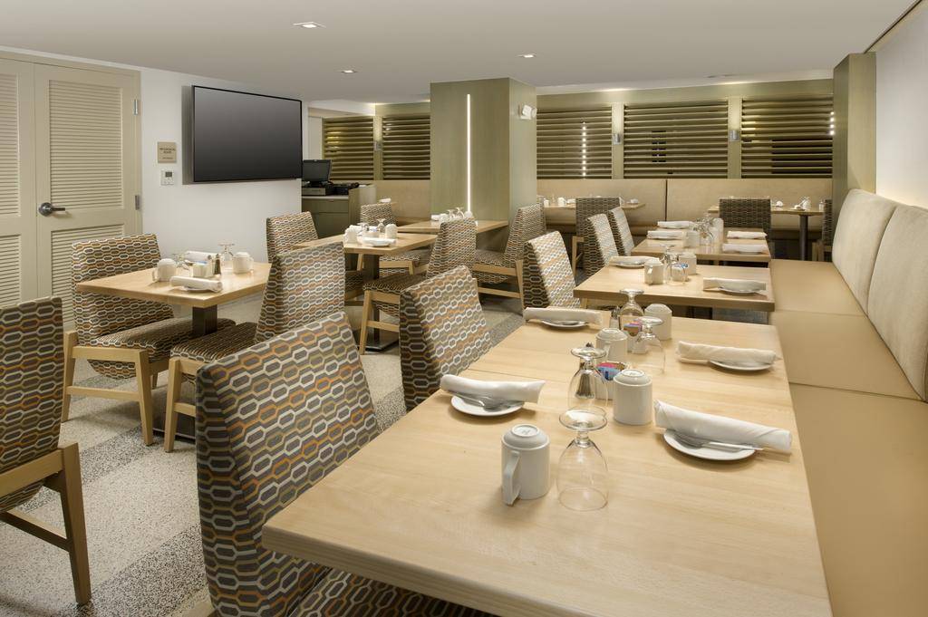 Hilton Garden Inn Miami South Beach