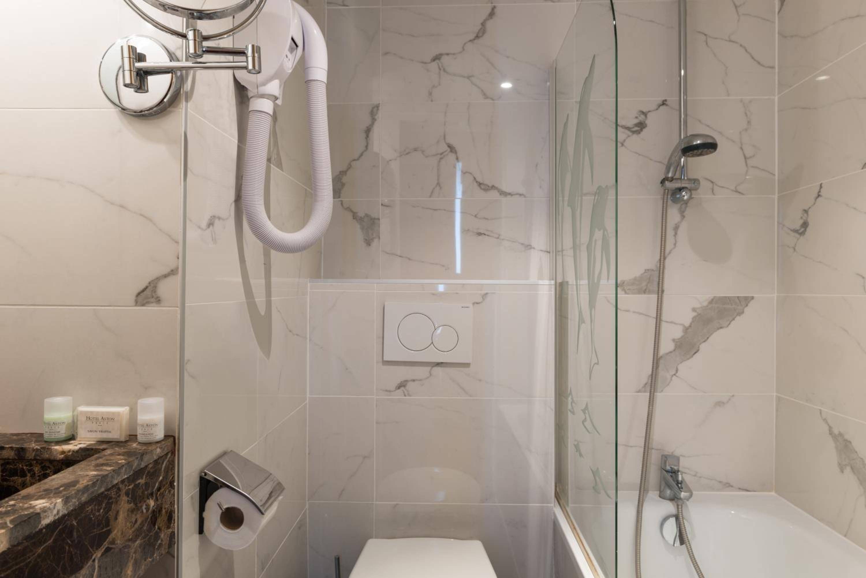 Aston Paris Hôtel