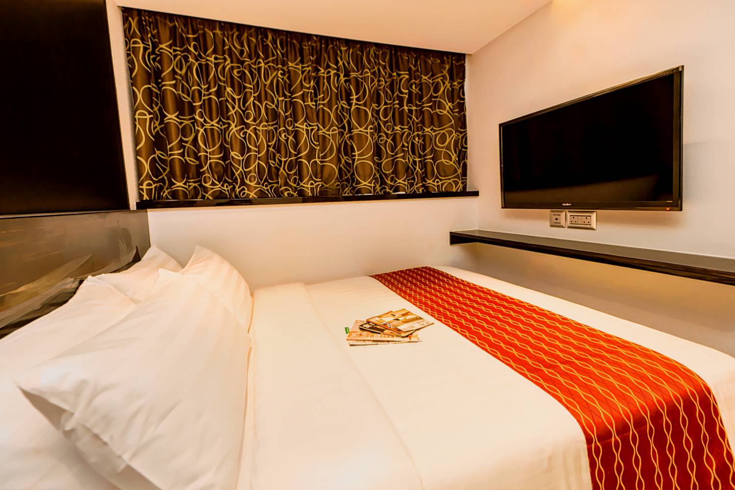 Noble Park Hotel
