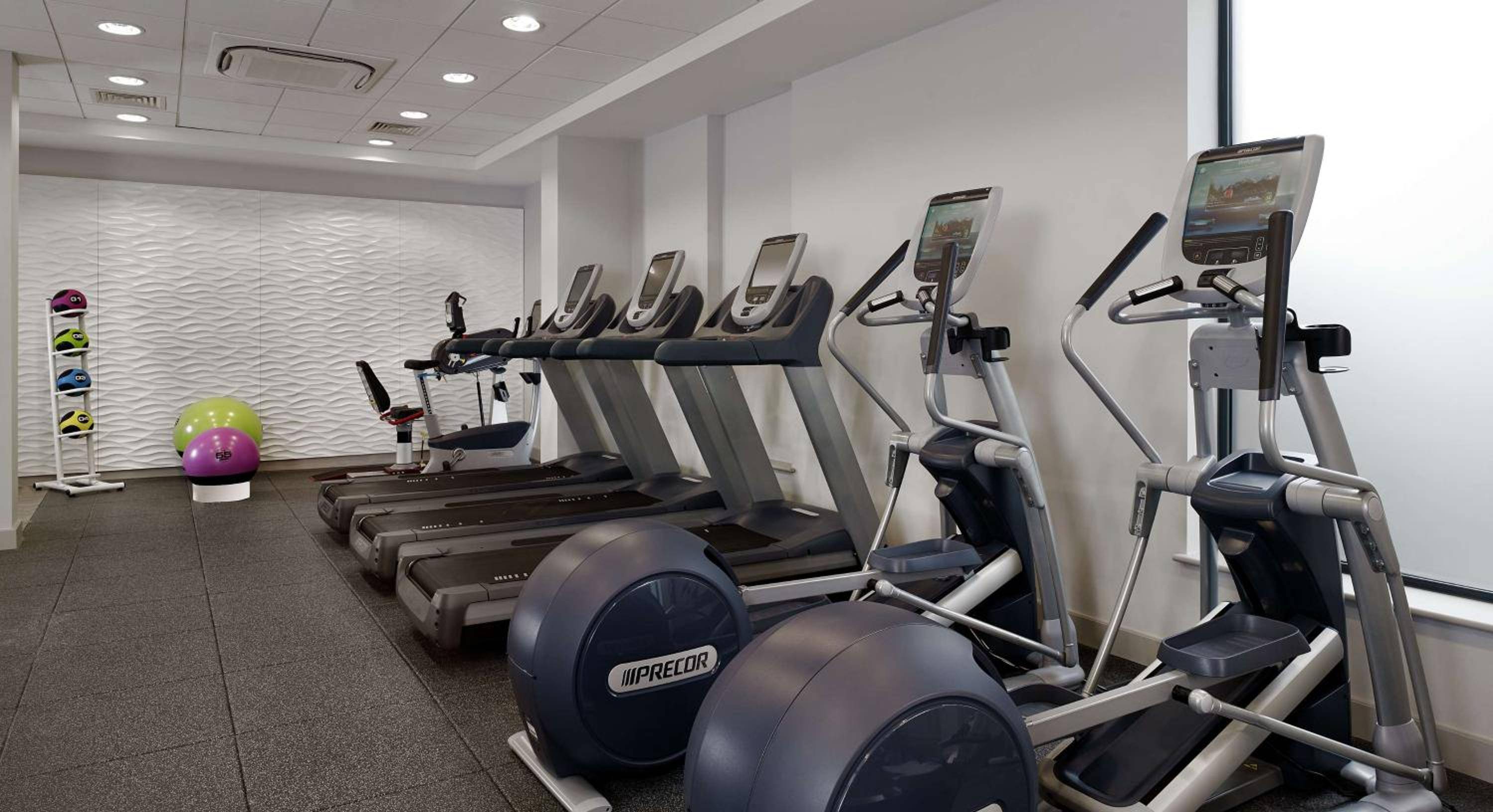 Doubletree by Hilton London Angel Kings Cross