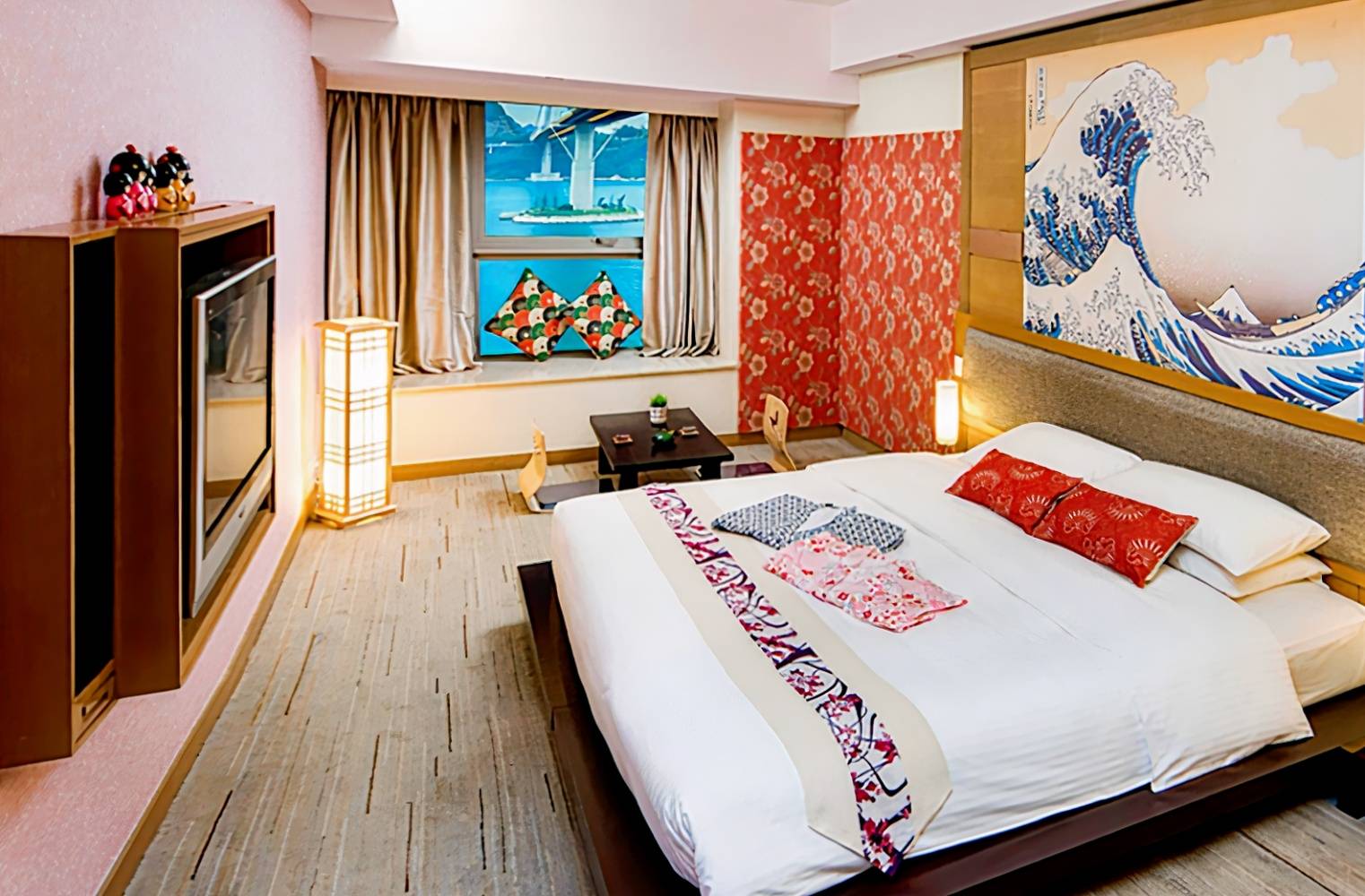 Royal View Hotel