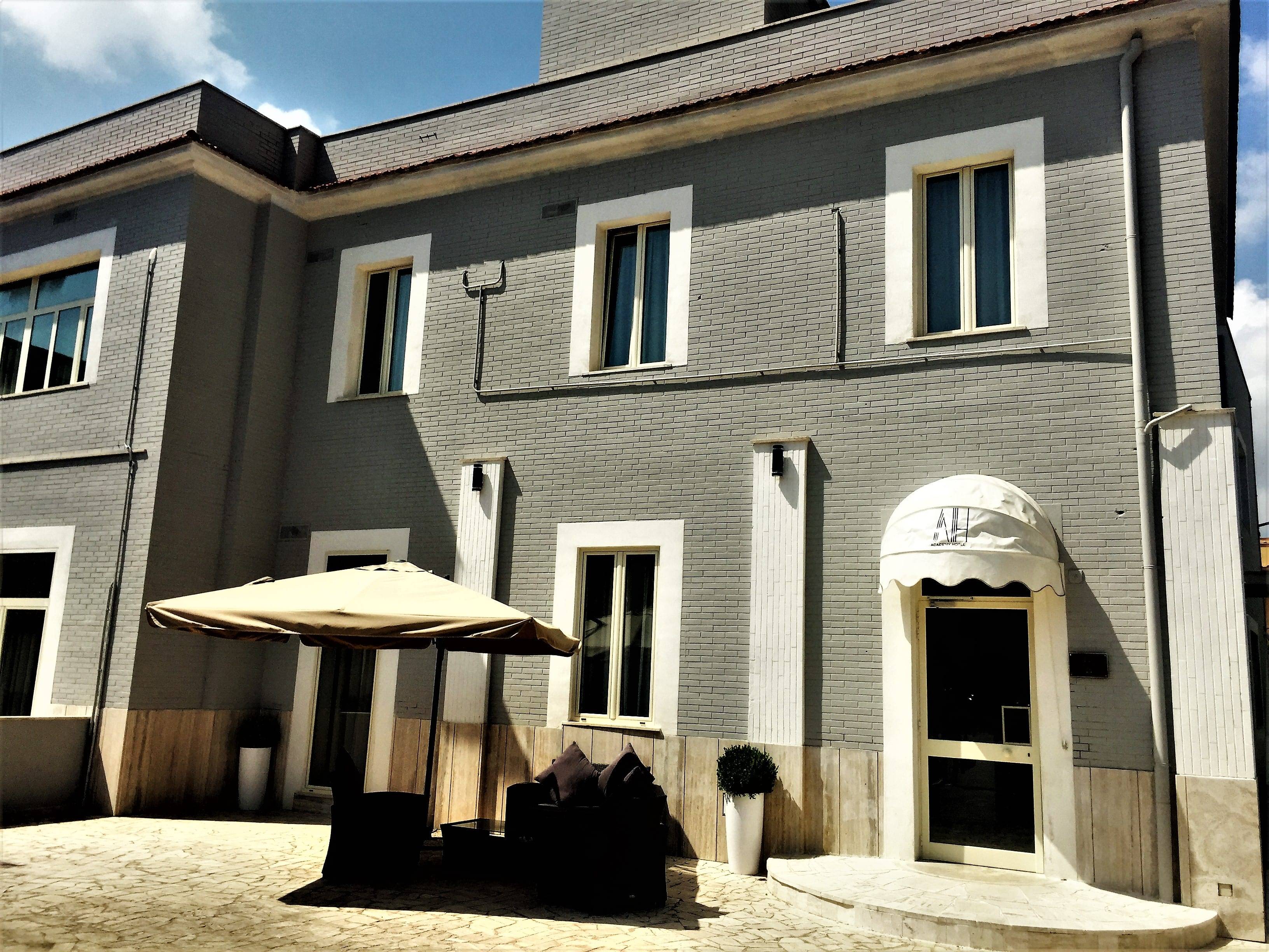 Hotel Academy