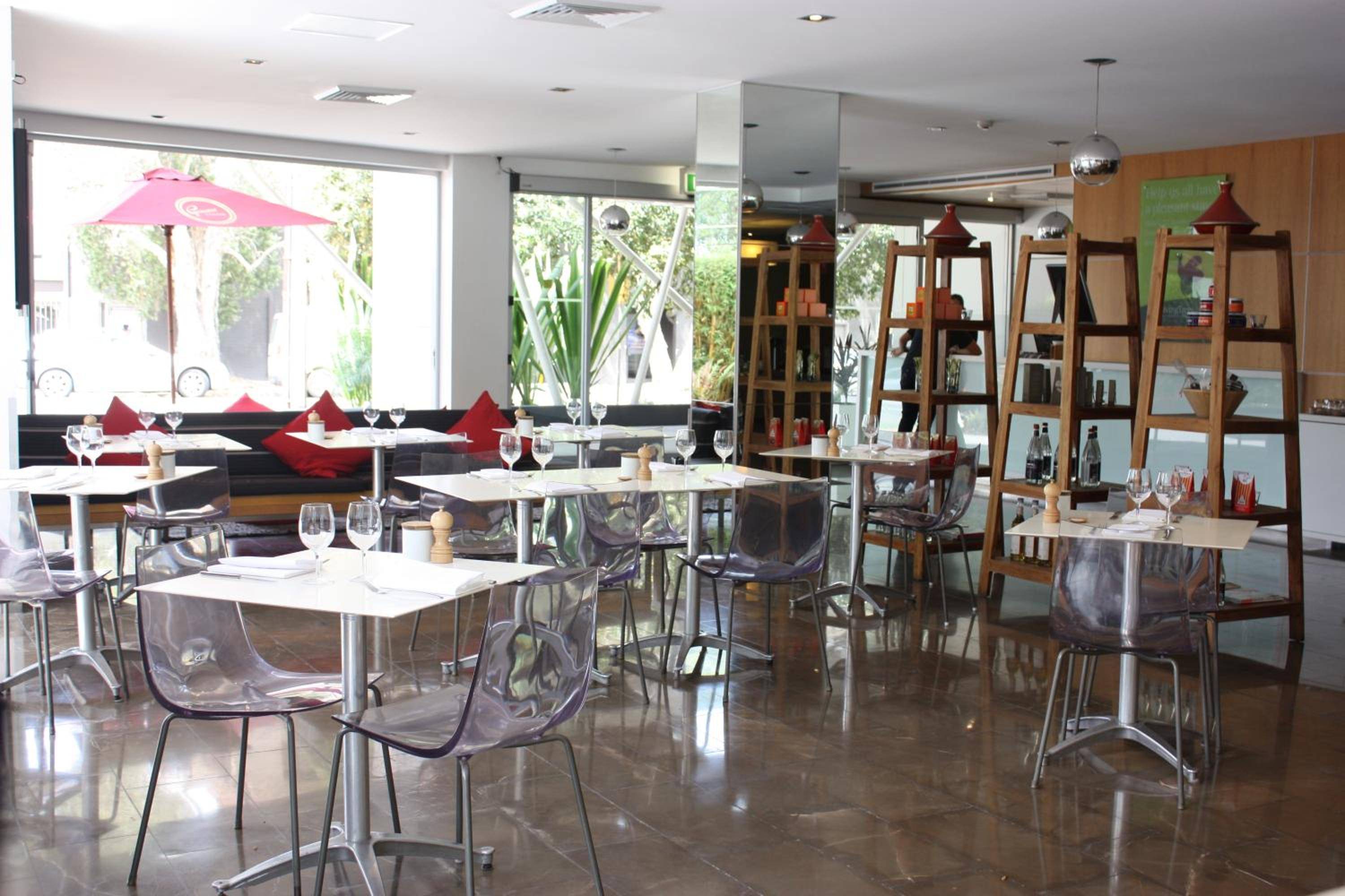 Hotel Urban St Leonards