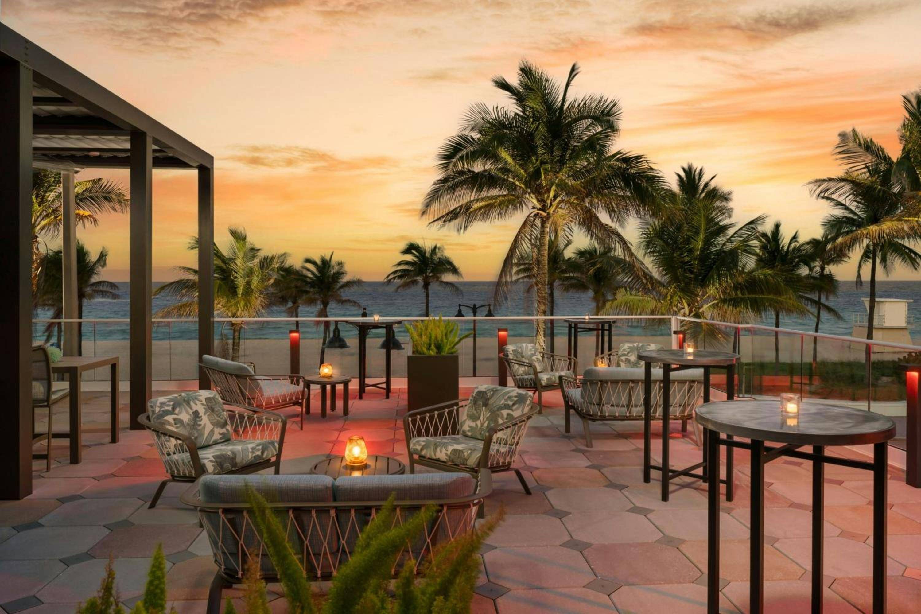 Courtyard by Marriott Fort Lauderdale Beach