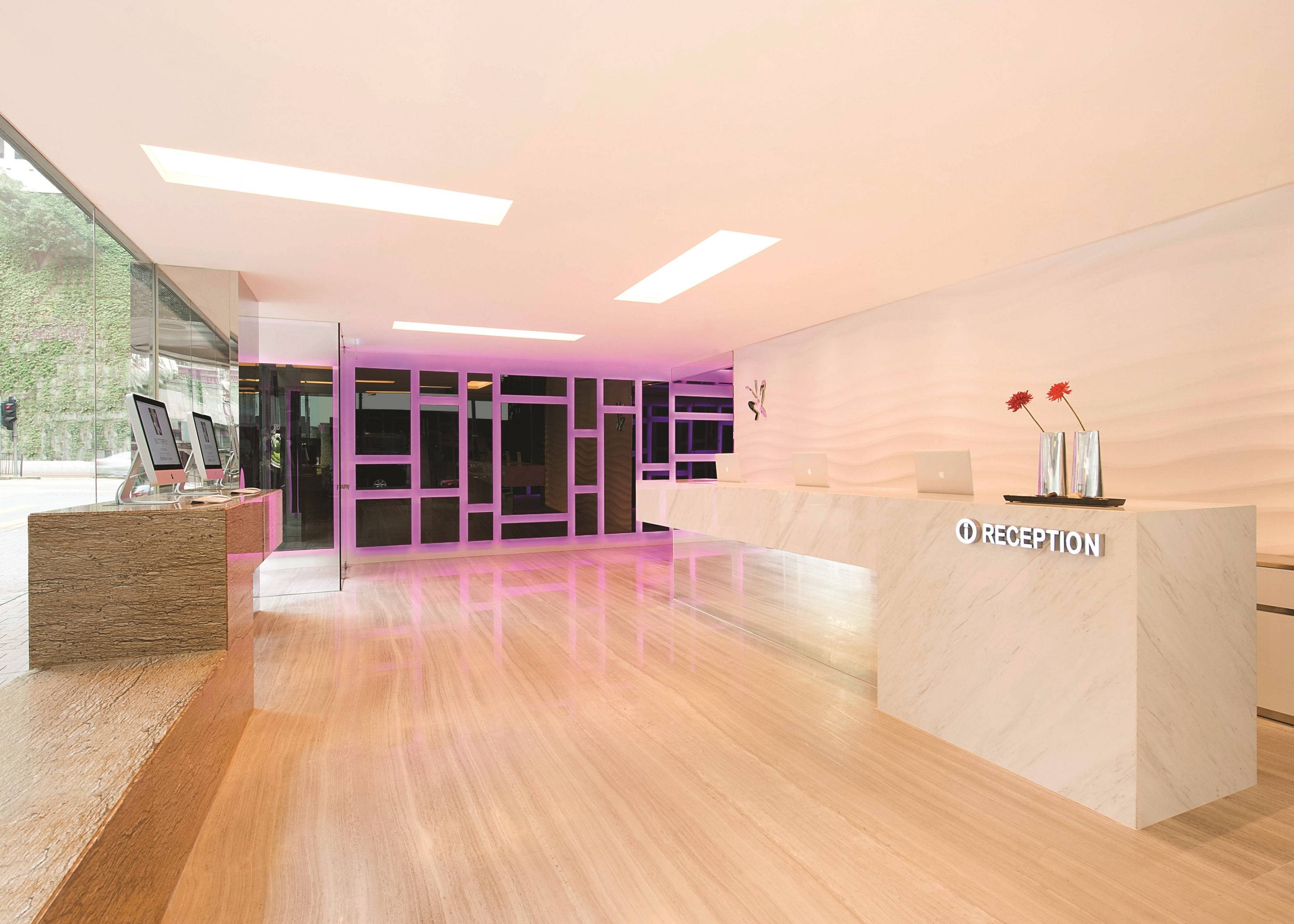 Butterfly on Victoria Boutique Hotel, Causeway Bay : hotel during the