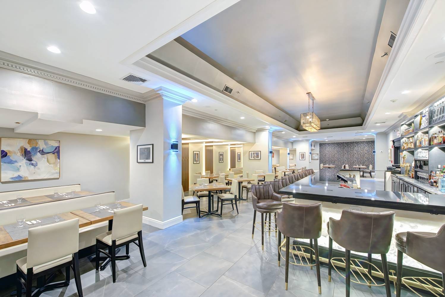 The Roslyn, Tapestry Collection by Hilton, Roslyn : -66% during the day