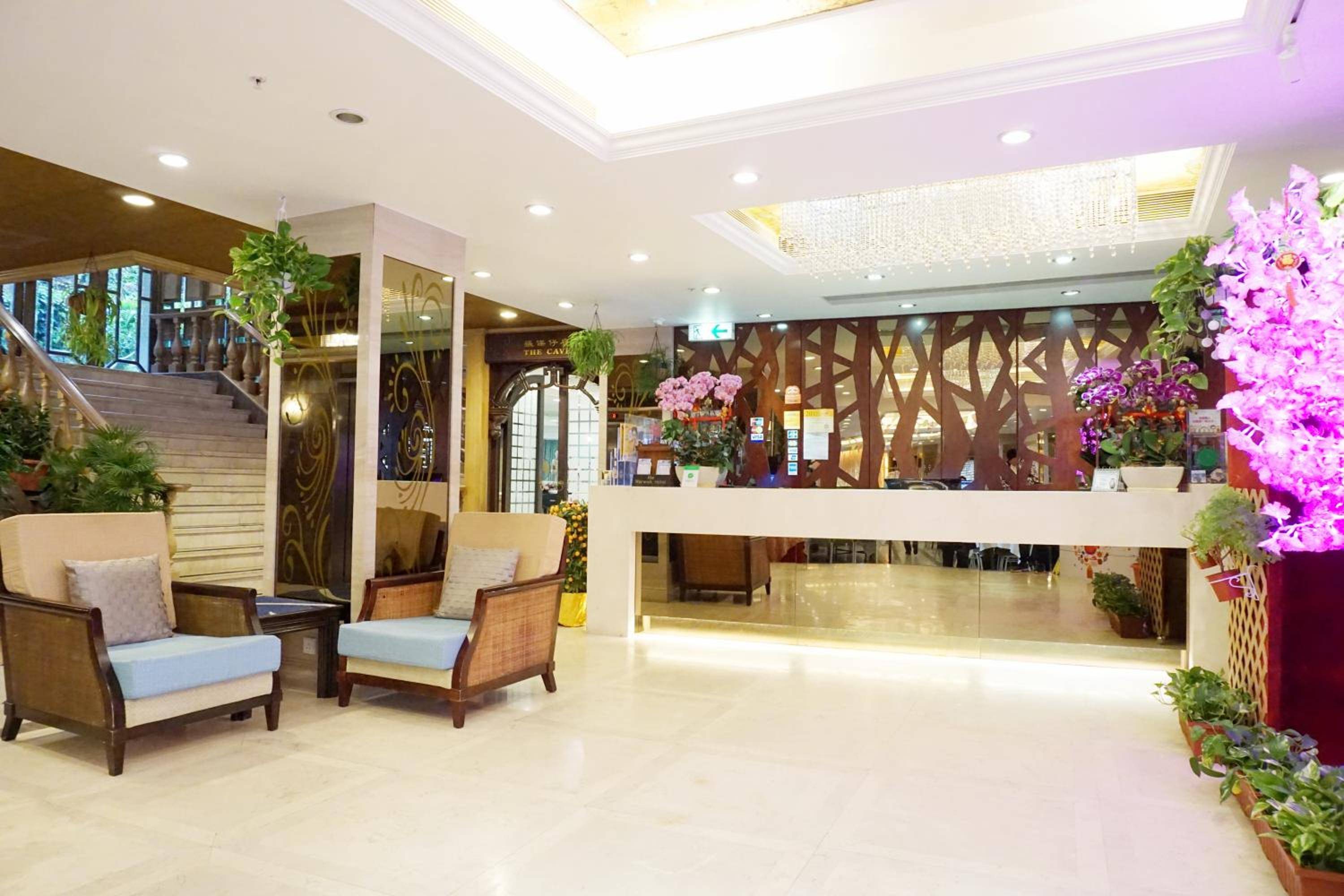Warwick Hotel