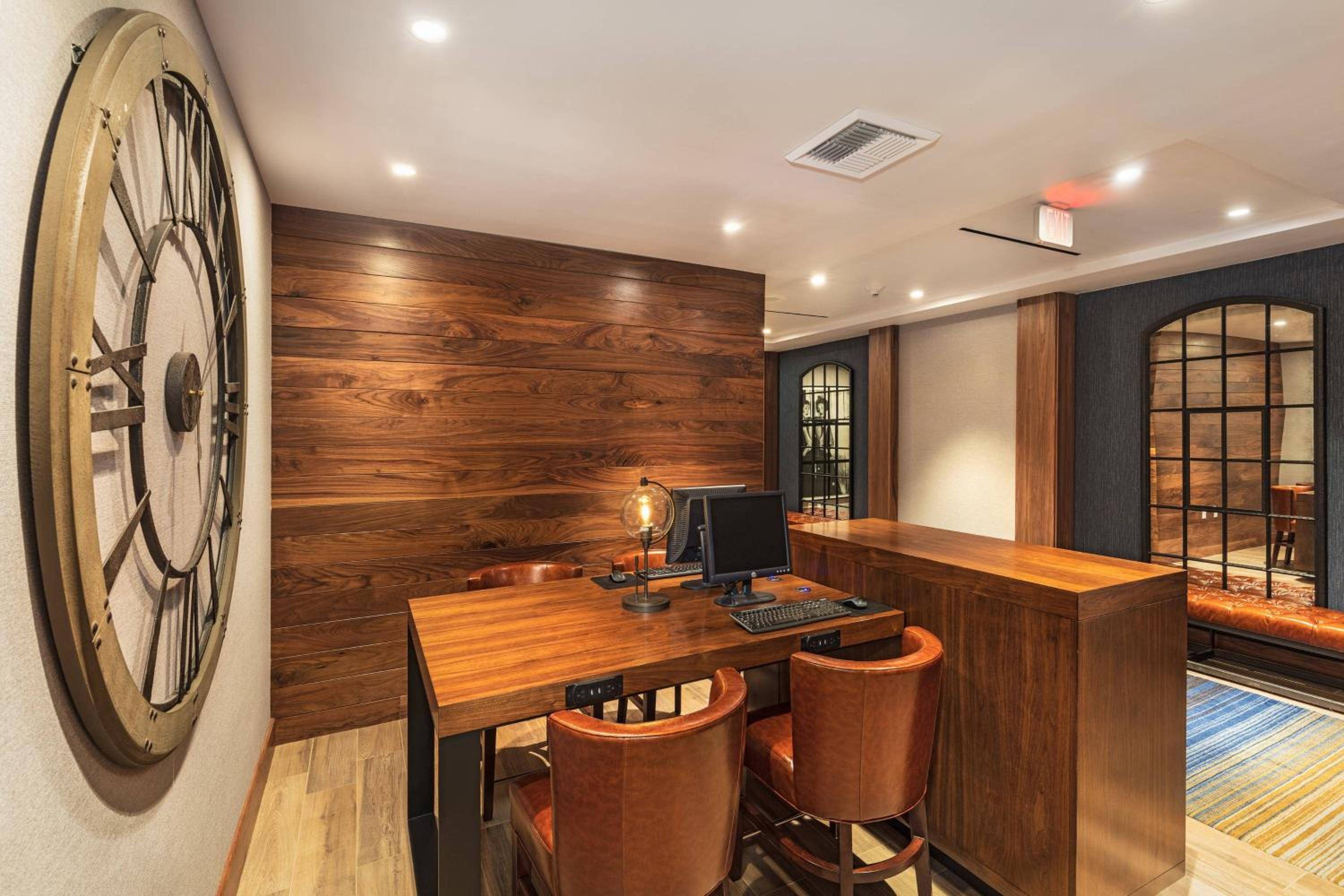 Four Points by Sheraton Los Angeles Westside