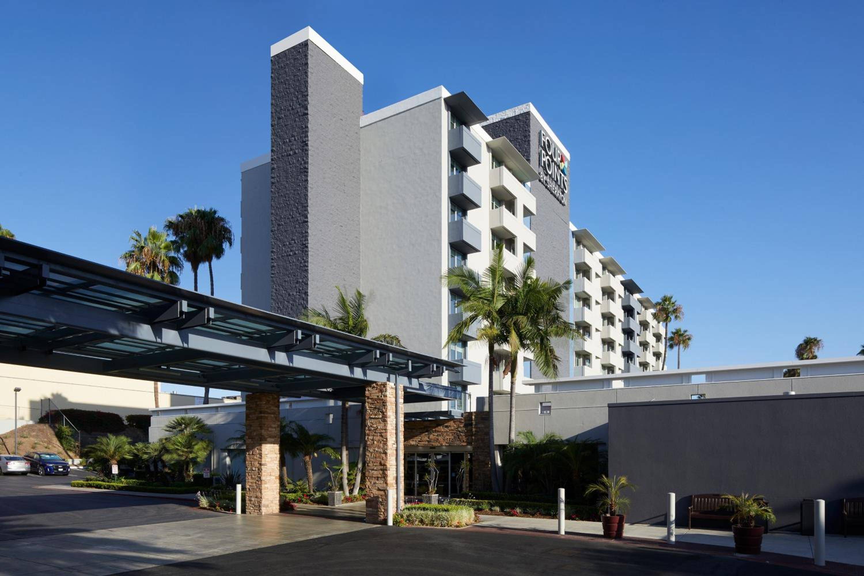 Four Points by Sheraton Los Angeles Westside
