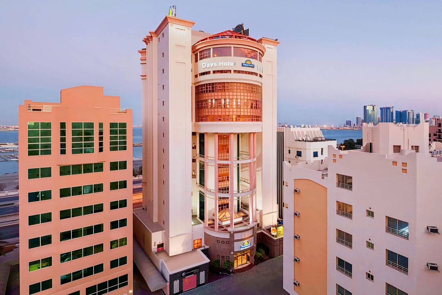Happy Days Hotel